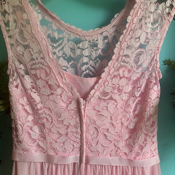 David’s Bridal shade ticketed bridesmaid dress - Picture 3 of 7